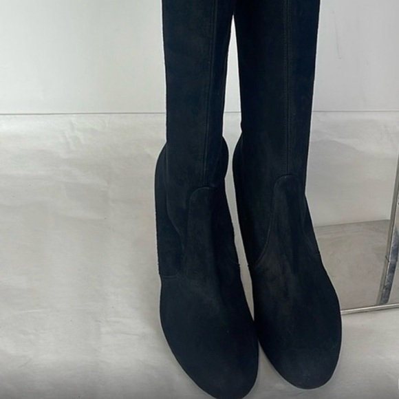 Stuart Weitzman tall shaft Boots- blk suede. excellent quality! - Picture 4 of 8